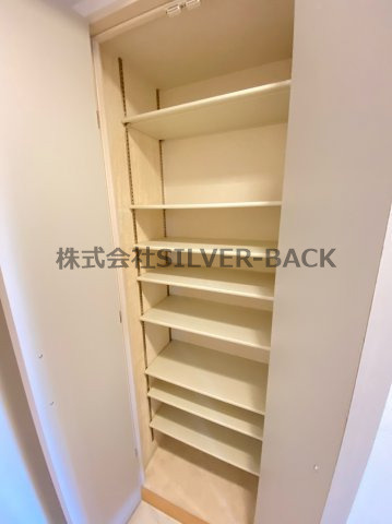 クリスタルグランツ大阪センターSTの収納