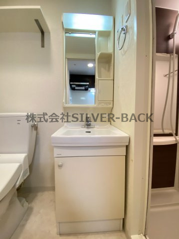 クリスタルグランツ大阪センターSTの洗面所