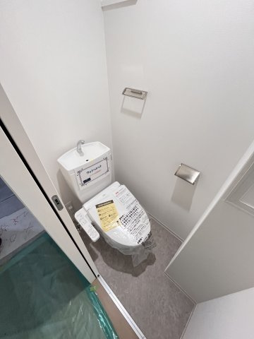 大阪市都島区大東町１丁目の賃貸マンションのトイレ