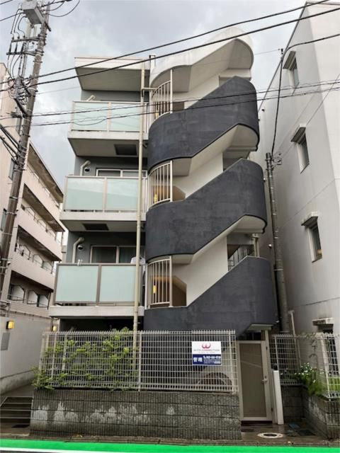 ファーストヒルズ武蔵小金井Ｂ棟の外観