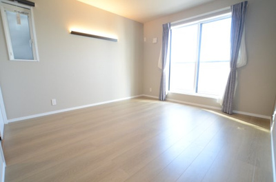 【洋室】 | 海老名市杉久保南3丁目 新築戸建て 全2棟【仲介手数料無料】 | 2階　洋室1（7.75帖）