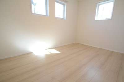 【洋室】 | 海老名市杉久保南3丁目 新築戸建て 全2棟【仲介手数料無料】 | 2階　洋室2（6.0帖）