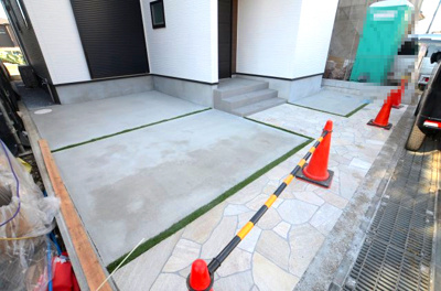 【駐車場】 | 海老名市杉久保南3丁目 新築戸建て 全2棟【仲介手数料無料】