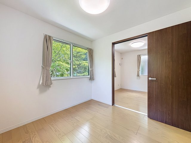 住むだけでヒーリングハウスの洋室|2階の洋室です＾＾