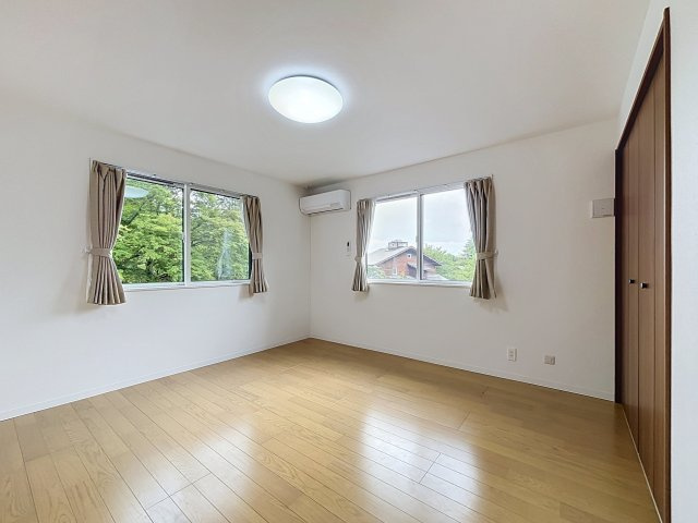 住むだけでヒーリングハウスの居間・リビング