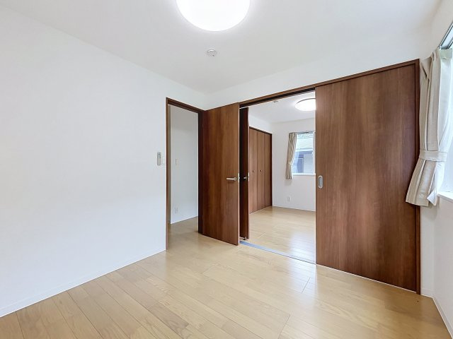住むだけでヒーリングハウスの洋室