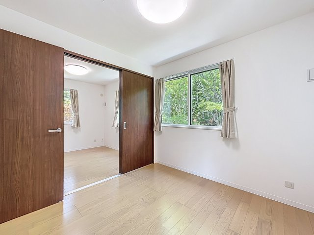 住むだけでヒーリングハウスの洋室