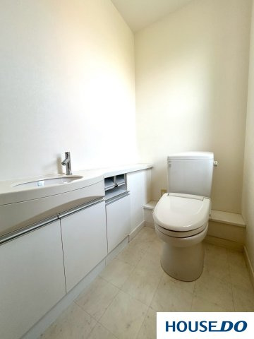 トヨタホーム施工住宅　足利市八椚町のトイレ|ゆったりとした空間のトイレです