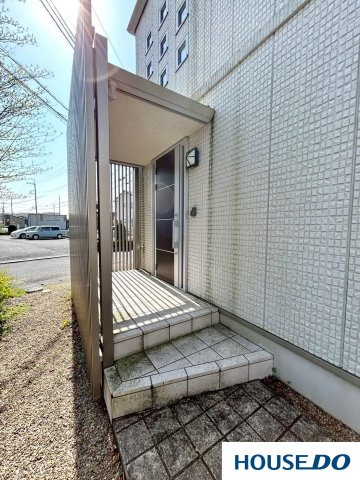 トヨタホーム施工住宅　足利市八椚町のエントランス|玄関です