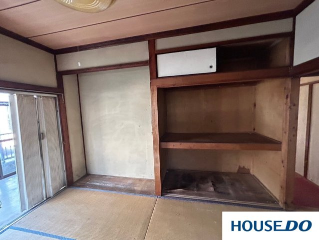 中古戸建　足利市今福町の和室|落ち着いた玄関です