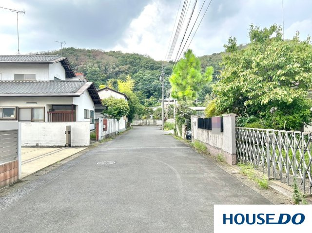 中古戸建　足利市今福町の前面道路含む現地写真|前面道路含む現地写真です