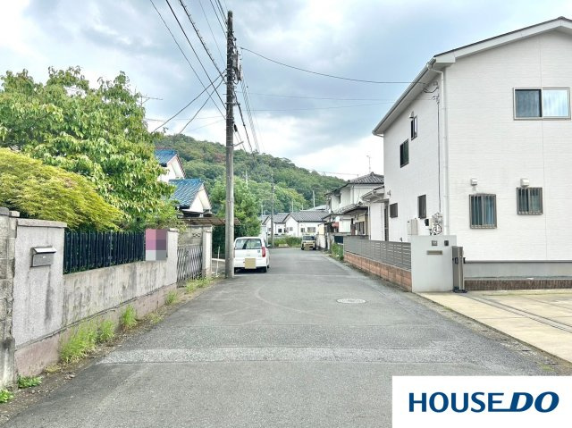 中古戸建　足利市今福町の前面道路含む現地写真|前面道路含む現地写真です