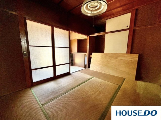 中古戸建　足利市毛野新町1丁目の和室|畳の上でゆっくりとくつろげる和室です
