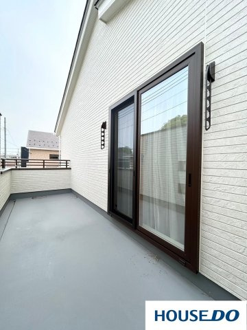 栃木市大平町西水代 Aのバルコニー|外からの目が気にならないバルコニーで洗濯物が干せます