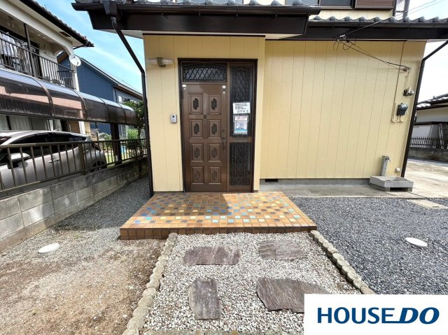 中古戸建　太田市東別所町のエントランス|おしゃれなエントランスです