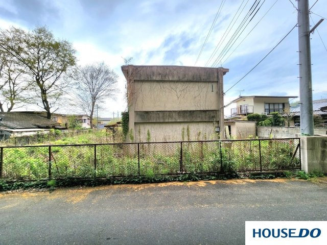 売土地 堤町3丁目の前面道路含む現地写真