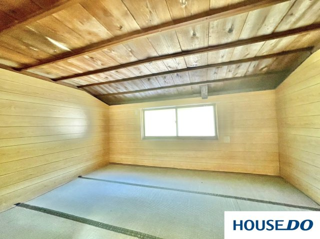 津市美杉町丹生俣　中古戸建の内装|明るい色調の室内です