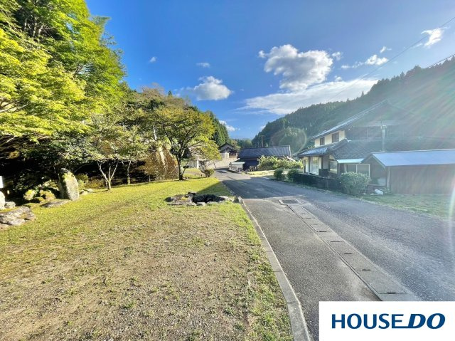 津市美杉町丹生俣　中古戸建の前面道路含む現地写真|前面道路含む現地写真です