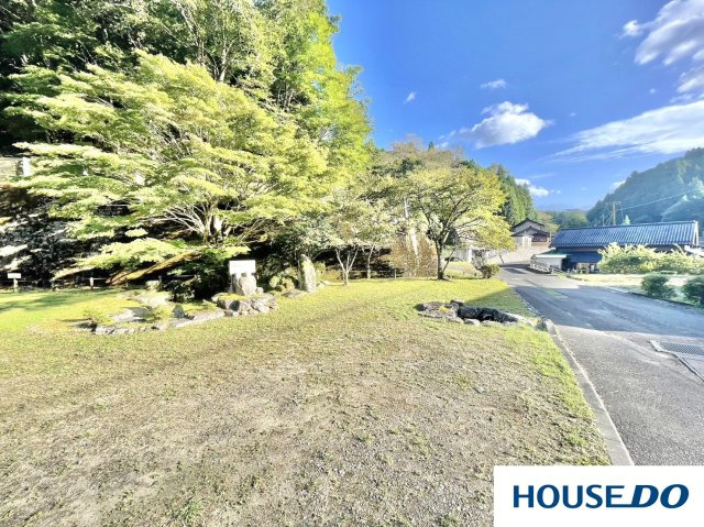 津市美杉町丹生俣　中古戸建の前面道路含む現地写真|前面道路含む現地写真です