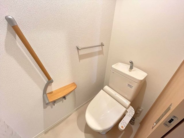 サンハイムＣ棟のトイレ|他のお部屋の参考写真です。