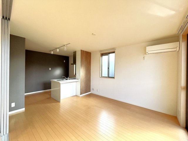 サンハイムＣ棟の居間・リビング|他のお部屋の参考写真です。