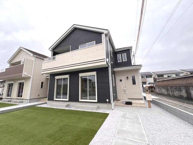 新築　高崎市貝沢町10期　Heartful Town　3号棟の外観|現地写真　完成しました！ご内覧等、お気軽にお問合せください♪　							
