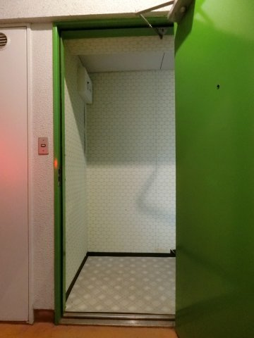 ヴィラ皆生一番館の玄関