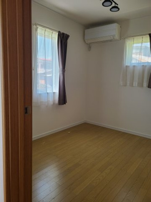 【洋室】 | 鹿野上 中古戸建