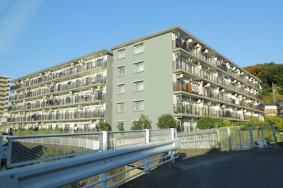 【外観】 | ファミネス相模野 | マンションの外観は非常に重要なポイントです！外観の善し悪しは資産価値に大きな影響を与えます。外観のいいマンションを購入することで、高値で売却がしやすく、買い手が見つかりやすいというメリットがあります。