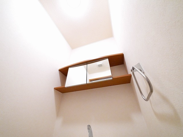 グリーンアイランドの収納|便利な収納スペースです