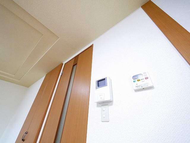 グリーンアイランドのセキュリティ|モニター付きインターホンが付いてます