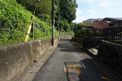 【前面道路含む現地写真】 | 太宰府市水城4丁目土地(古家付き)
