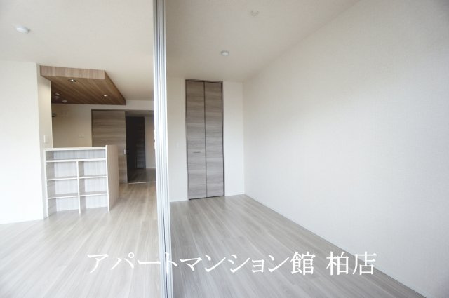 Noble Ferro C棟の寝室