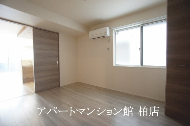 Noble Ferro C棟の寝室