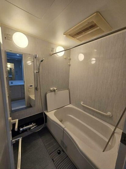 港区西麻布３丁目の賃貸マンションのその他|風呂