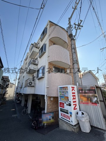フリーディオ城垣の外観