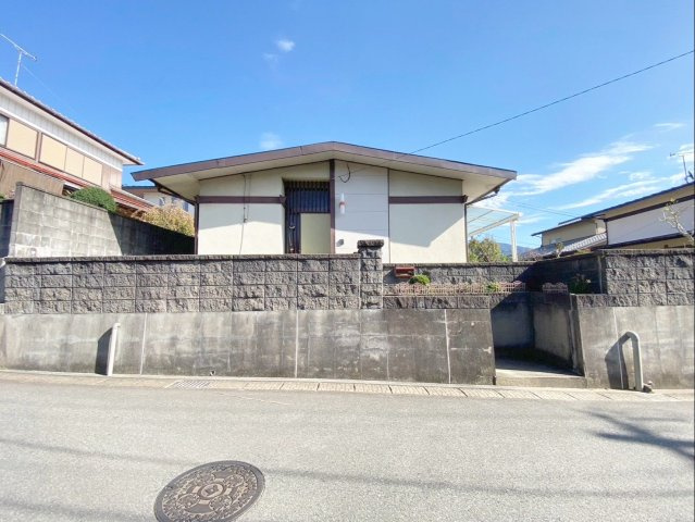 《オーナーチェンジ》糟屋郡須恵町大字須恵 戸建の外観|《オーナーチェンジ物件》木造亜鉛メッキ鋼板葺平家建て！