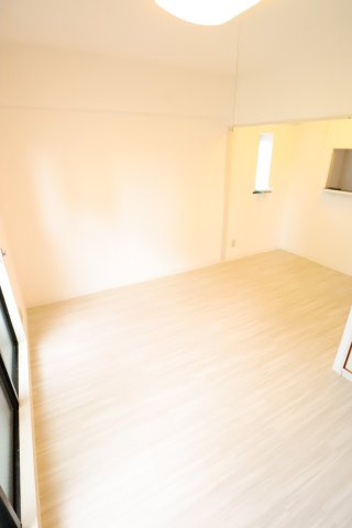 大阪市城東区新喜多２丁目の賃貸マンションの寝室