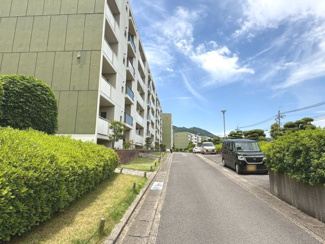【駐車場】 | 嵐山ロイアルハイツ6号棟 | 空き状況は要確認