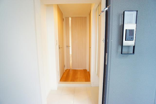 千代田区東神田１丁目の賃貸マンションの玄関
