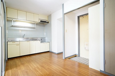 【居間・リビング】 | ファミール喜沢 | ※室内写真は他の部屋のものになります