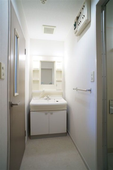 【洗面所】 | ファミール喜沢 | ※室内写真は他の部屋のものになります