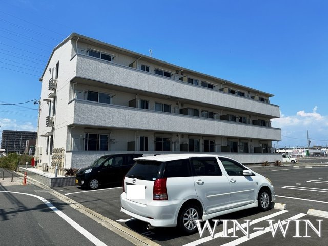 D-square牟呂町の外観