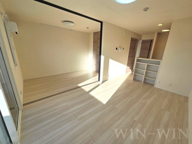 D-square牟呂町の居間・リビング