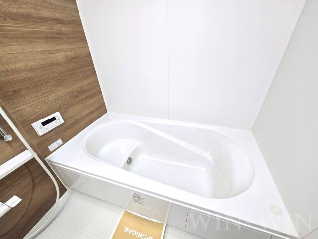 D-square牟呂町の浴室