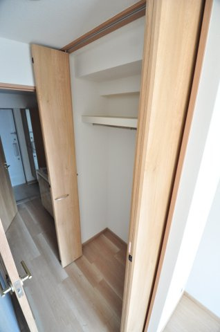 大阪市城東区中央２丁目の賃貸マンションの収納