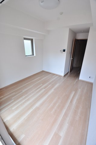 大阪市城東区中央２丁目の賃貸マンションの寝室