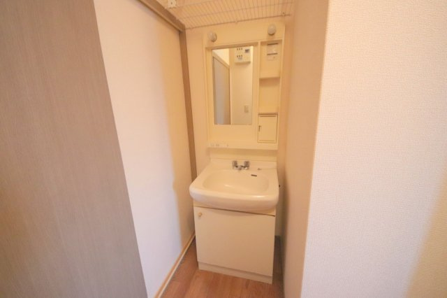 サンビレッジ学園前東坂E棟のその他