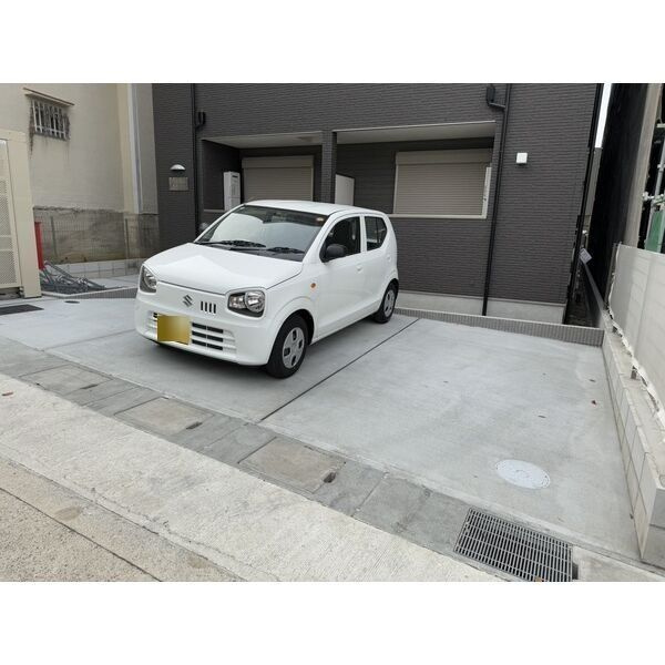 F＋style狭山・池尻中1号館の駐車場