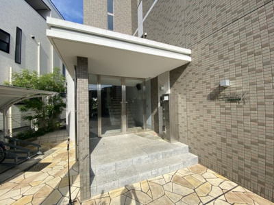 【エントランス】 | ドルフコートK